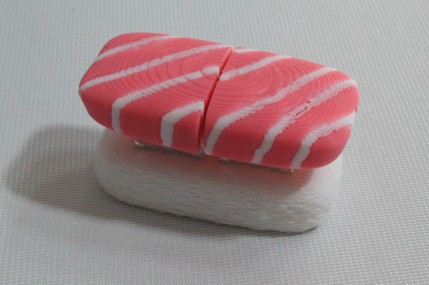 Maguro Nigiri Fidget Clicker