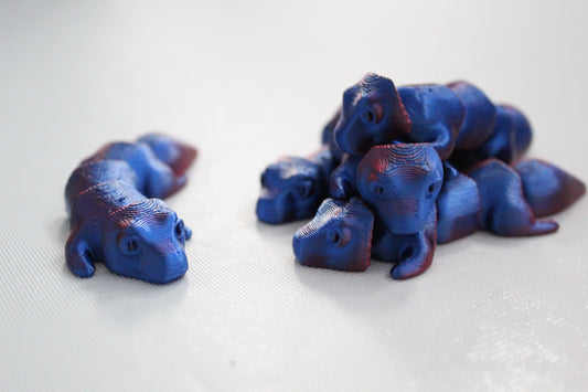 Colorshift Blue/Red Happy Little Gecko Flexi